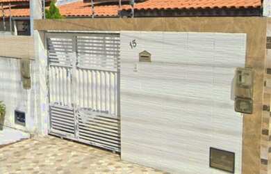 Imagem: A casa possui 2 Dormitórios, 2 Banheiros, 1 Vaga na garagem