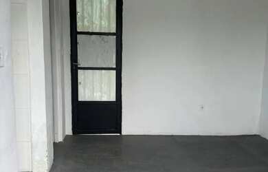 Imagem: A casa para alugar possui 1 Dormitório, 1 Banheiro, 1 Vaga