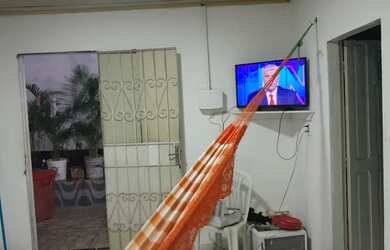 Imagem 6: Vendo essa Casa no Jorge Teixeira Santa Inês toda linda no porcelanato