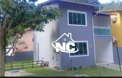 Imagem: A casa em condomínio possui 3 Dormitórios, 2 Banheiros, 2