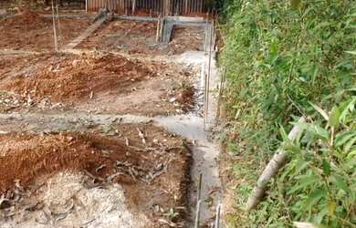 Imagem: O terreno possui 250m² de Área e está localizado em Itapecerica