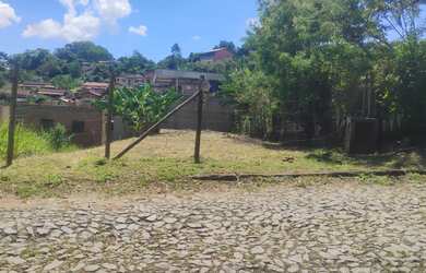 Imagem: O terreno possui 270m² de Área e está localizado em Nova