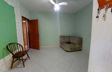 Imagem: A casa em condomínio possui 3 Dormitórios, 2 Banheiros, 2