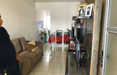 Imagem: A casa possui 2 Dormitórios, 1 Banheiro, 1 Vaga na garagem