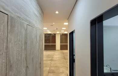 Imagem: O depósito possui 1 Vaga na garagem, 200m² de Área e está