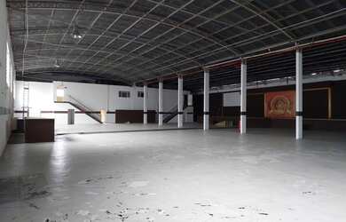 Imagem: O depósito possui 1250m² de Área e está localizado em Jardim