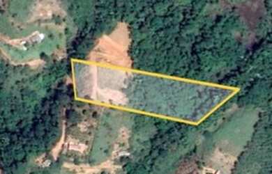 Imagem: A chácara possui 4.500m² de Área e está localizado em Praia