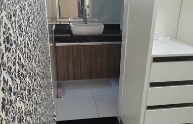 Imagem 6: Casa Residencial 3 qtos. Churrasqueira, 180m² de Área, 3 Vagas na garageme3...