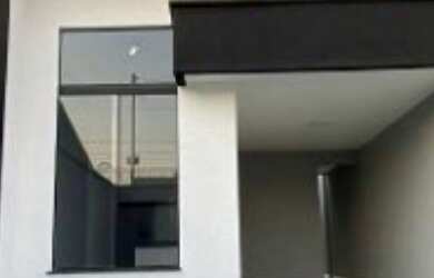 Imagem 1: Linda casa três quartos bairro Umuarama Entrada de R$26.500,00