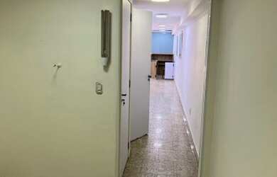 Imagem 4: Alugo excelente loja BARRA 4 salas e recepção /clinica medica ou dentaria