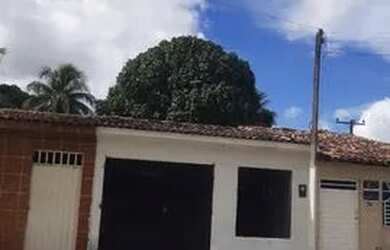 Imagem: A casa possui 2 Dormitórios e está localizado em Clima Bom