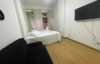 Imagem: O studio possui 1 Dormitório, 1 Banheiro, 29m² de Área e