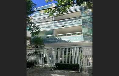 Imagem: O apartamento na cobertura possui 4 Dormitórios, 4 Banheiros