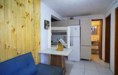 Imagem: O apartamento possui 2 Dormitórios, 1 Banheiro, 1 Vaga na garagem