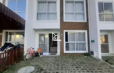 Imagem: A casa possui 3 Dormitórios, 3 Banheiros e 103m² de Área