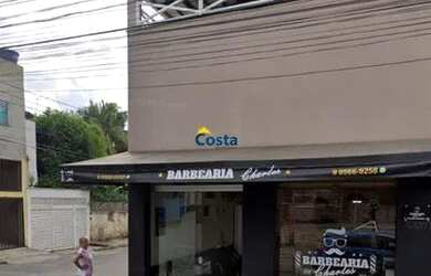 Imagem: A casa possui 3 Dormitórios, 5 Banheiros, 2 Vagas na garagem