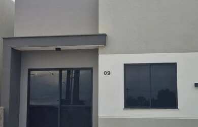 Imagem: A casa em condomínio possui 2 Dormitórios, 1 Banheiro e está