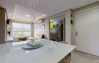 Imagem: O apartamento possui 3 Dormitórios, 2 Banheiros, 2 Vagas na