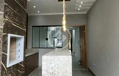 Imagem: A casa possui 3 Dormitórios, 3 Banheiros, 3 Vagas na garagem