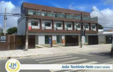 Imagem: A casa possui 3 Dormitórios, 3 Banheiros, 1 Vaga na garagem