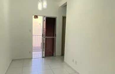 Imagem: O apartamento e possui 2 Dormitórios, 1 Banheiro, 1 Vaga na