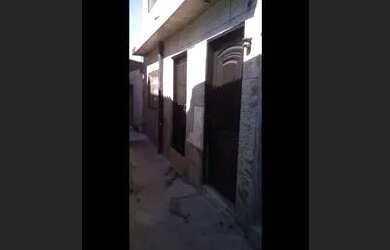 Imagem: A casa possui 2 Dormitórios, 2 Banheiros e está localizado