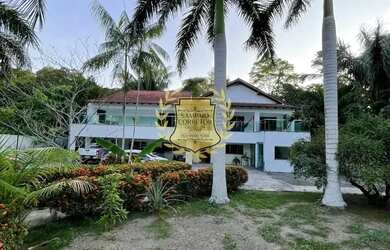 Imagem: A casa em condomínio possui 5 Dormitórios, 5 Banheiros, 5