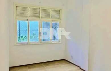 Imagem 14: Casa em Condomínio - Triplex / Residencial / Jardim Botânico