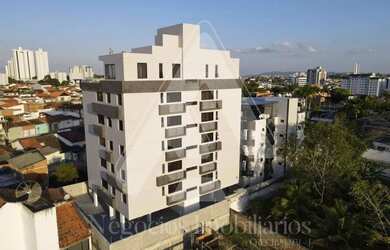 Imagem: O apartamento possui 1 Dormitório, 1 Banheiro, 1 Vaga na garagem