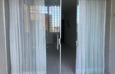 Imagem: O apartamento possui 3 Dormitórios, 2 Banheiros e 70m² de