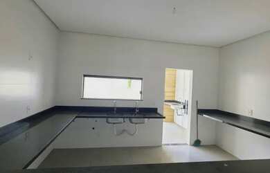 Imagem 3: PASSAREDO, CASA NOVA, 145M2, TÉRREA, 3 SUÍTES, R$ 800 MIL