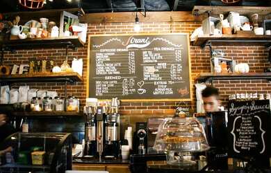 Imagem: O depósito possui 200m² de Área e está localizado em Vila