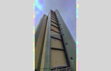 Imagem 3: VENDO - OPORTUNIDADE - APARTAMENTO REFORMADO - 150 MTS - BEIRA MAR - 03...