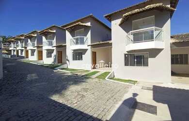 Imagem: A casa em condomínio à venda possui 3 Dormitórios, 3 Banheiros