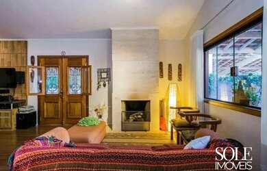 Imagem: A casa em condomínio possui 3 Dormitórios, 4 Banheiros, 2