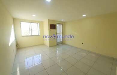 Imagem: A casa possui 1 Dormitório, 1 Banheiro, 1 Vaga na garagem