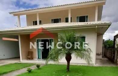 Imagem: A casa possui 5 Dormitórios, 5 Banheiros, 2 Vagas na garagem