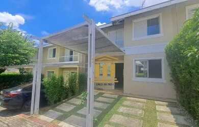 Imagem: A casa em condomínio possui 3 Dormitórios, 2 Banheiros, 2