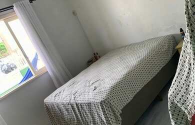 Imagem: A casa possui 3 Dormitórios, 2 Banheiros, 2 Vagas na garagem