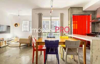 Imagem: O apartamento possui 1 Dormitório, 1 Banheiro, 1 Vaga na garagem