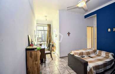 Imagem: O apartamento possui 1 Dormitório, 1 Banheiro, 1 Vaga na garagem