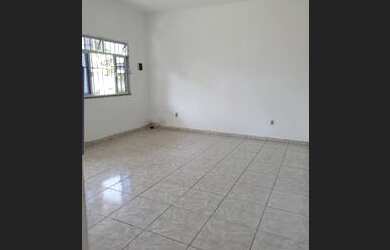 Imagem 2: Alugo casa. 5 Vagas na garageme2 Dormitórios