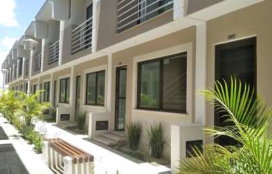 Imagem: A casa em condomínio possui 2 Dormitórios, 3 Banheiros, 1