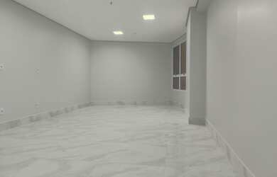 Imagem: O depósito possui 1 Vaga na garagem, 29m² de Área e está