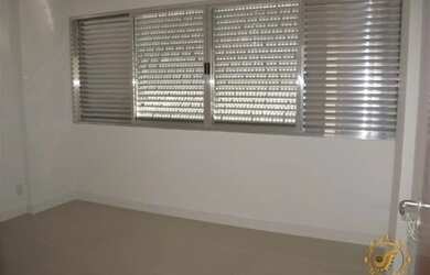 Imagem 9: Living Dividido, 1 vaga privativa -100 metros do mar- Itararé - São...