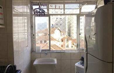 Imagem 6: Living Amplo a 2 Quadras da Praia no Gonzaguinha, São Vicente