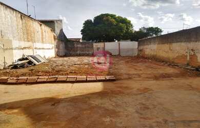 Imagem 1: TERRENO OPORTUNIDADE PARA CONSTRUTORES-EXCELENTE LOCALIZAÇÃO