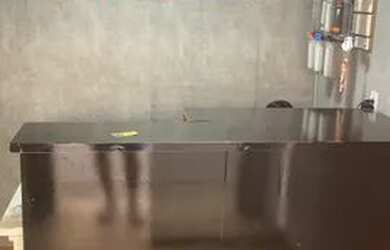 Imagem: O depósito possui 32m² de Área e está localizado em Santo