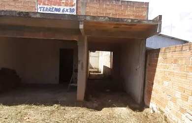 Imagem: O terreno possui 180m² de Área e está localizado em Eucaliptos