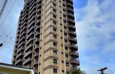 Imagem: O apartamento possui 4 Dormitórios, 5 Banheiros, 4 Vagas na